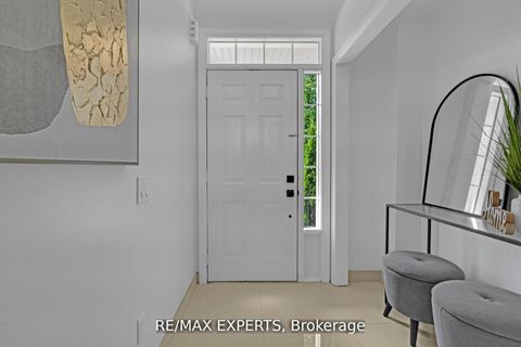 Photo 20 at 32 - 19 Foxchase Avenue, East Woodbridge, Vaughan