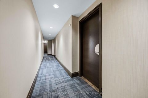 Photo 4 at 306 - 222 Finch Avenue W, Newtonbrook West, Toronto