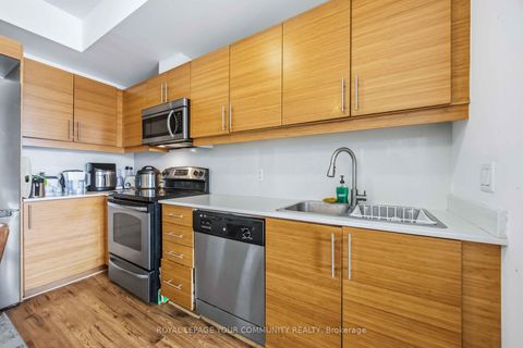 Photo 17 at 306 - 222 Finch Avenue W, Newtonbrook West, Toronto