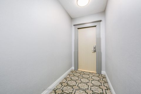 Photo 18 at 904 - 319 Merton Street, Mount Pleasant West, Toronto