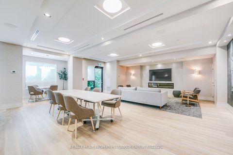 Photo 20 at 904 - 319 Merton Street, Mount Pleasant West, Toronto