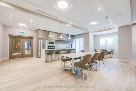 Photo 21 at 904 - 319 Merton Street, Mount Pleasant West, Toronto