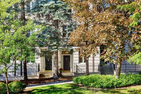 Photo 1 at 262 Spadina Road, Casa Loma, Toronto