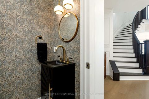 Photo 4 at 262 Spadina Road, Casa Loma, Toronto