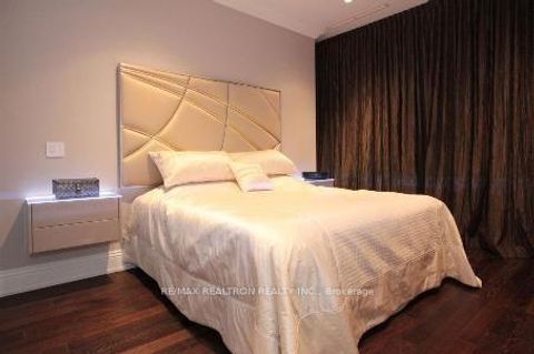 Photo 8 at 2303 - 183 Wellington Street W, Waterfront Communities C1, Toronto