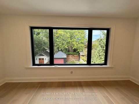 Photo 10 at 34 Raymond Avenue, Lambton Baby Point, Toronto