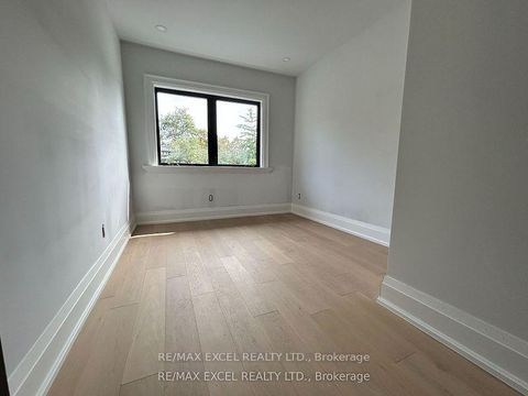 Photo 16 at 34 Raymond Avenue, Lambton Baby Point, Toronto