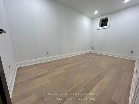 Photo 18 at 34 Raymond Avenue, Lambton Baby Point, Toronto