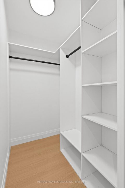 Photo 22 at 508 - 820 Burnhamthorpe Road, Markland Wood, Toronto