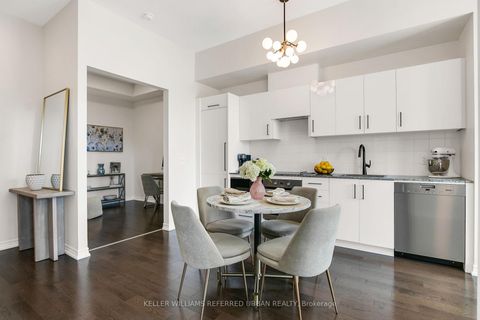 Photo 12 at 725 - 23 Glebe Road W, Eglinton, Toronto