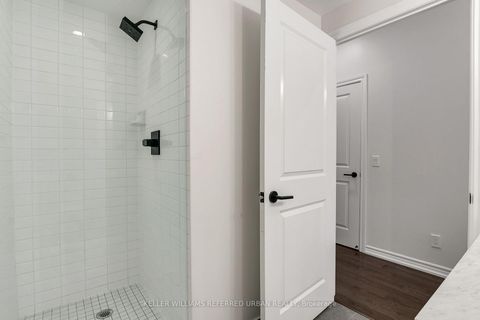 Photo 27 at 725 - 23 Glebe Road W, Eglinton, Toronto