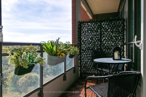 Photo 30 at 725 - 23 Glebe Road W, Eglinton, Toronto