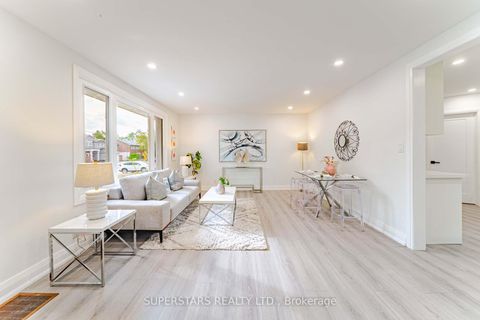 Photo 0 at 88 Castle Hill Drive, L'Amoreaux, Toronto