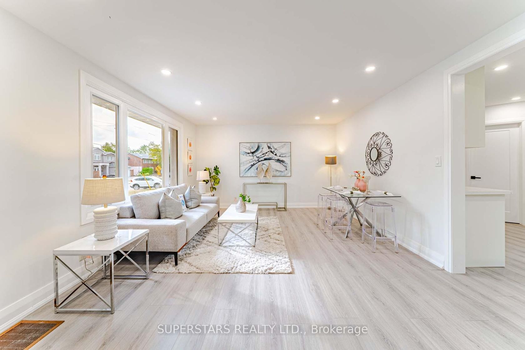 88 Castle Hill Drive, L'Amoreaux, Toronto 