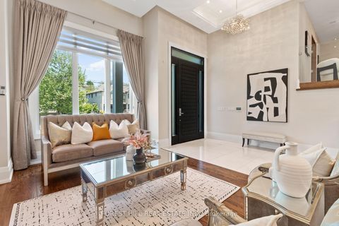 Photo 2 at 57 Wedgewood Drive, Newtonbrook East, Toronto