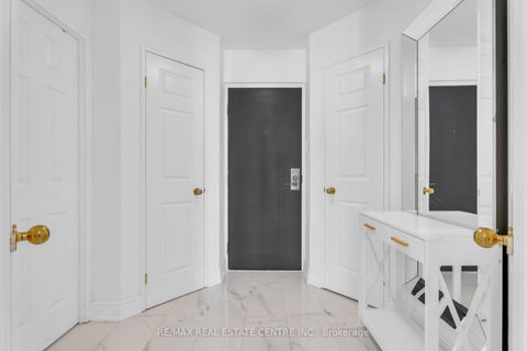 Photo 6 at 2504 - 55 Centre Avenue, Bay Street Corridor, Toronto