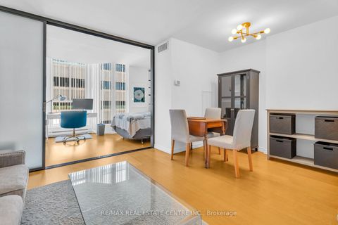 Photo 14 at 2504 - 55 Centre Avenue, Bay Street Corridor, Toronto