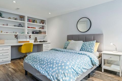 Photo 33 at 68 Glenmanor Drive N, CO Central, Oakville