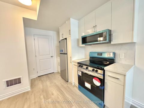 Photo 37 at 3219 Crystal Drive, GO Glenorchy, Oakville