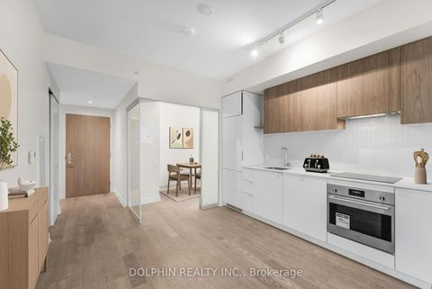 Photo 6 at 1007 - 161 Roehampton Avenue, Mount Pleasant West, Toronto