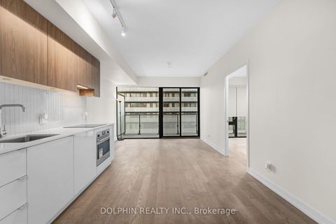 Photo 8 at 1007 - 161 Roehampton Avenue, Mount Pleasant West, Toronto