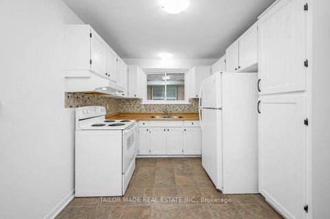 Photo 12 at 37 Vanderbrent Crescent, Richview, Toronto