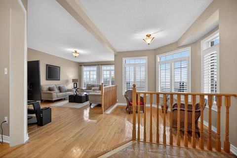 Photo 15 at 99 Barberry Crescent, Oak Ridges, Richmond Hill