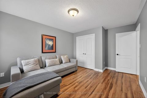 Photo 26 at 99 Barberry Crescent, Oak Ridges, Richmond Hill