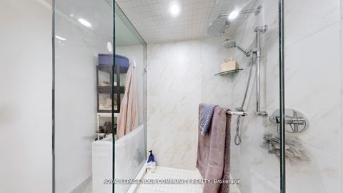 Photo 30 at 1609 - 909 Bay Street, Bay Street Corridor, Toronto