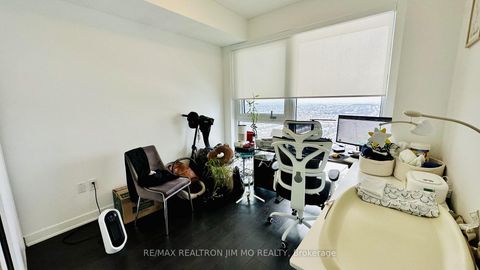 Photo 5 at 2506 - 105 Oneida Crescent, Langstaff, Richmond Hill