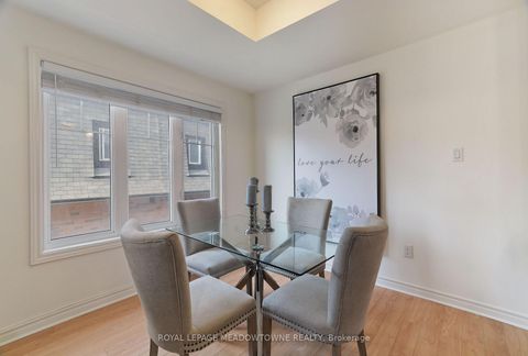 Photo 5 at 1704 - 2420 Baronwood Drive, WM Westmount, Oakville