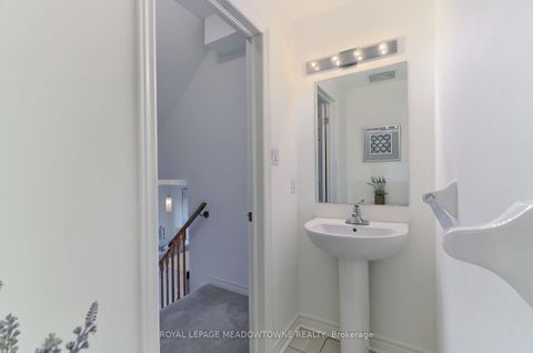 Photo 10 at 1704 - 2420 Baronwood Drive, WM Westmount, Oakville