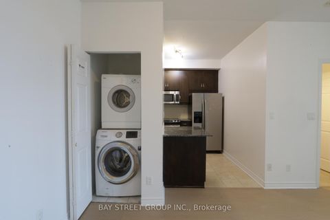 Photo 17 at 1101 - 18 Holmes Avenue, Willowdale East, Toronto