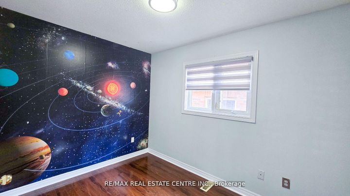 Photo 13 at 131 Seahorse Avenue, Madoc, Brampton