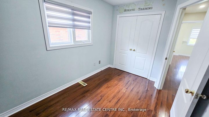 Photo 14 at 131 Seahorse Avenue, Madoc, Brampton