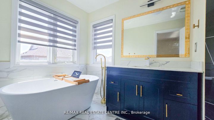 Photo 25 at 131 Seahorse Avenue, Madoc, Brampton