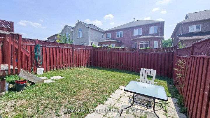Photo 34 at 131 Seahorse Avenue, Madoc, Brampton