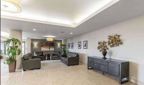 Photo 3 at 502 - 2500 Rutherford Road, Maple, Vaughan