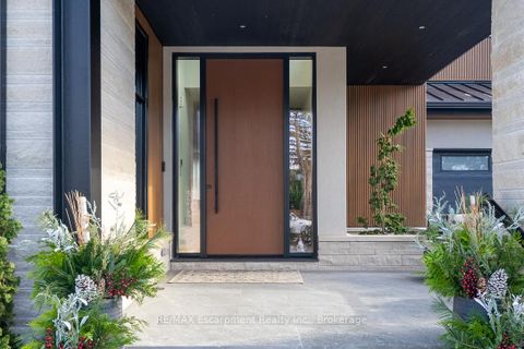 Photo 4 at 540 Patricia Drive, WO West, Oakville