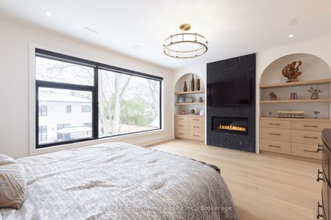 Photo 21 at 540 Patricia Drive, WO West, Oakville