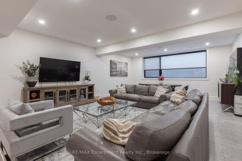 Photo 33 at 540 Patricia Drive, WO West, Oakville