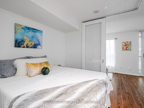 Photo 14 at 906 - 18 Yonge Street, Waterfront Communities C1, Toronto