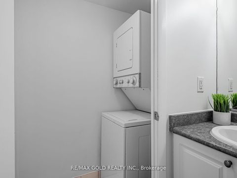 Photo 17 at 906 - 18 Yonge Street, Waterfront Communities C1, Toronto