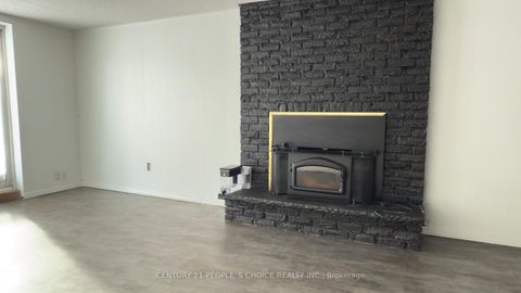 Photo 3 at 108 Kozlov Street, Sunnidale, Barrie