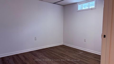 Photo 10 at 108 Kozlov Street, Sunnidale, Barrie