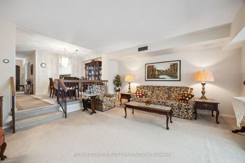 Photo 3 at 902 - 62 Wellesley Street W, Bay Street Corridor, Toronto