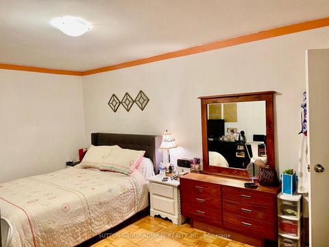 Photo 5 at 14 - 23 Four Winds Drive, York University Heights, Toronto