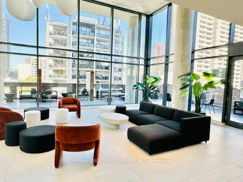 Photo 4 at 1506 - 81 Wellesley Street E, Yonge Corridor, Toronto