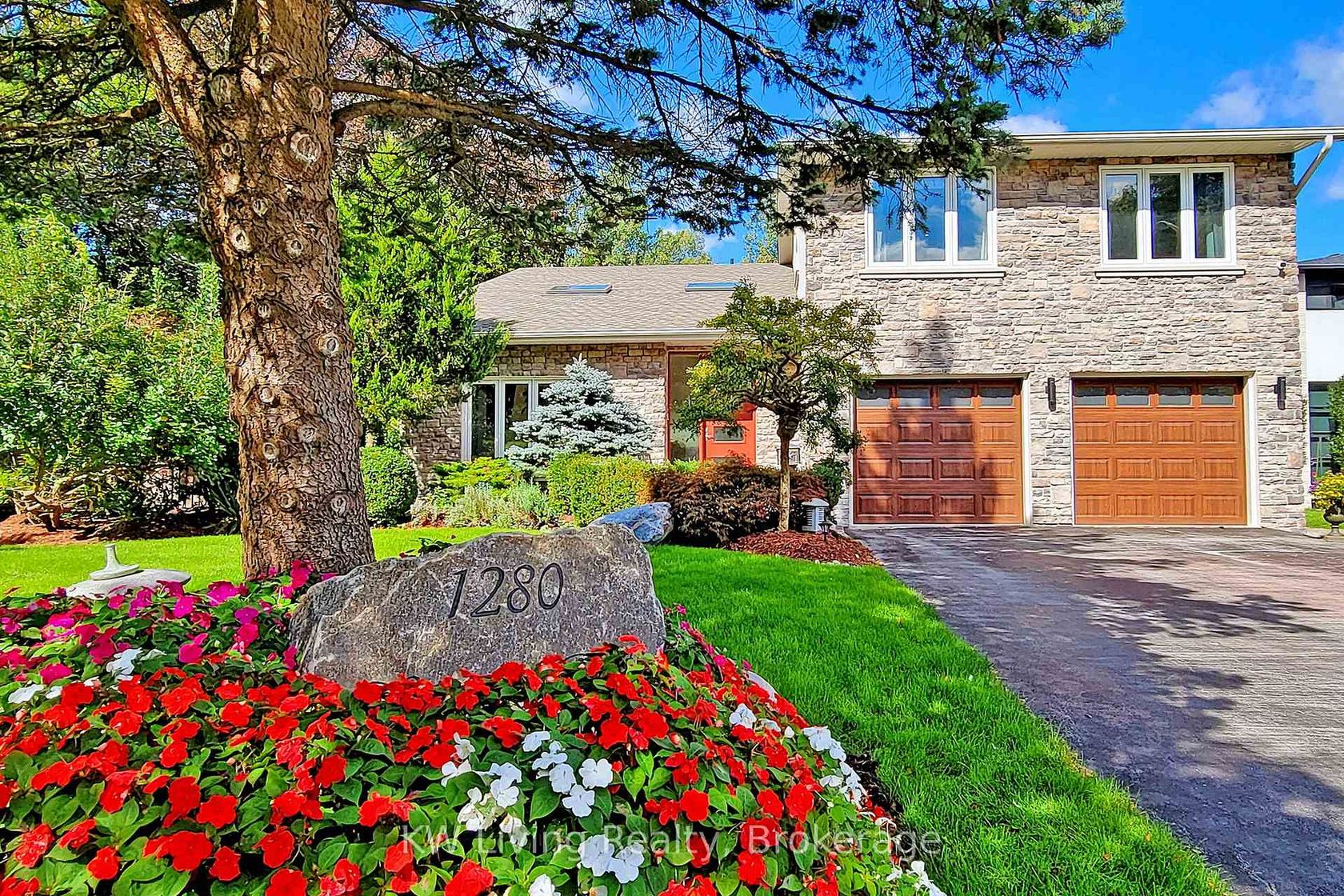 1280 Watersedge Road, Clarkson, Mississauga 