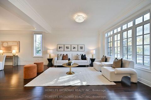 Photo 3 at 55 Avenue Road, South Richvale, Richmond Hill